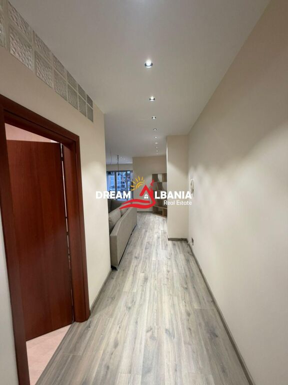 Affittasi appartamento 2+1 vicino al Pazari i Ri in Via Tefta Tashko (ID 42215533)