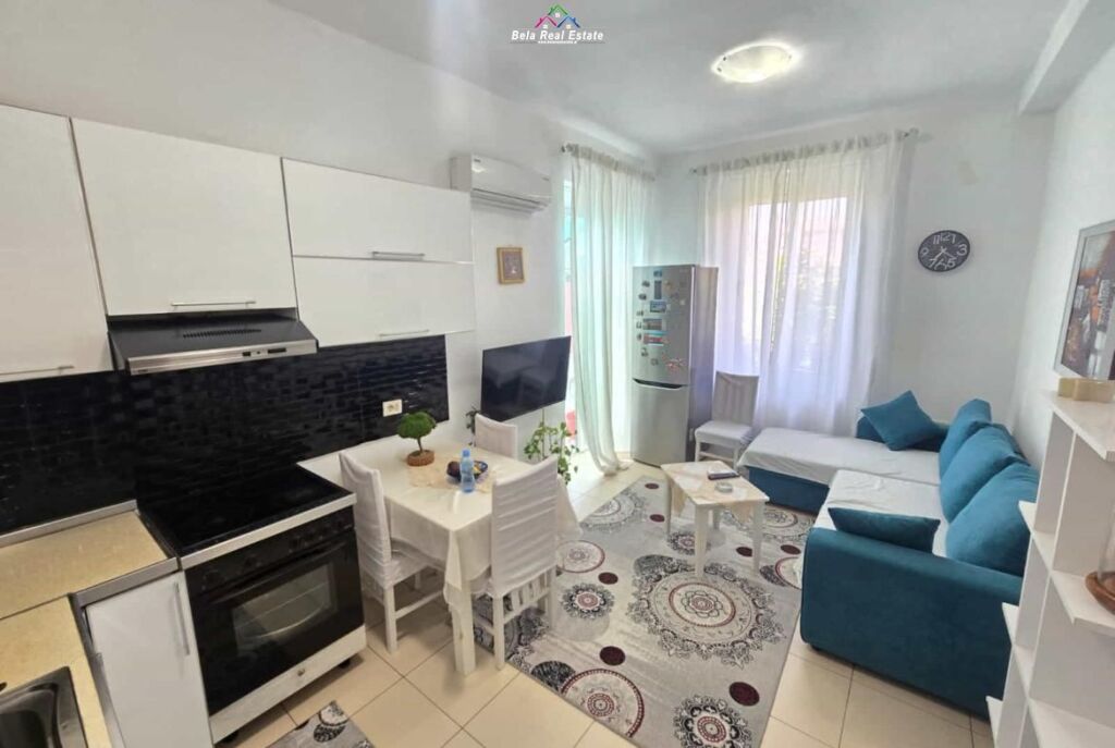 Apartament Me Qera 1+1 Ne Bllok (ID B211453) Tirane