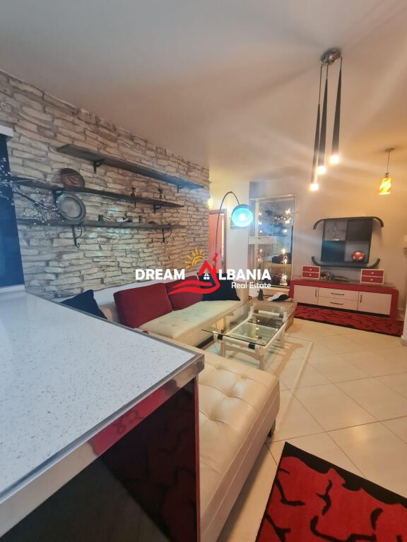 Apartament 2+1 me qera prane Report TV (ID 42215535)