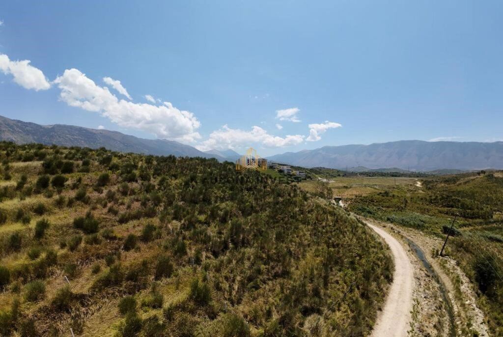 TOKE PER SHITJE NE RADHIME,VLORE