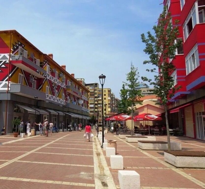 ✨Shitet apartament 2+1+2 – tek Pazari i Ri, Tiranë!✨