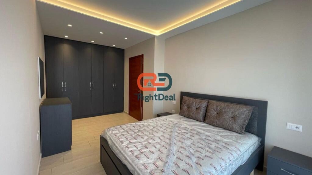 Ne Misto Mame, Shitet Apartament 1+1, I Mobiluar!!