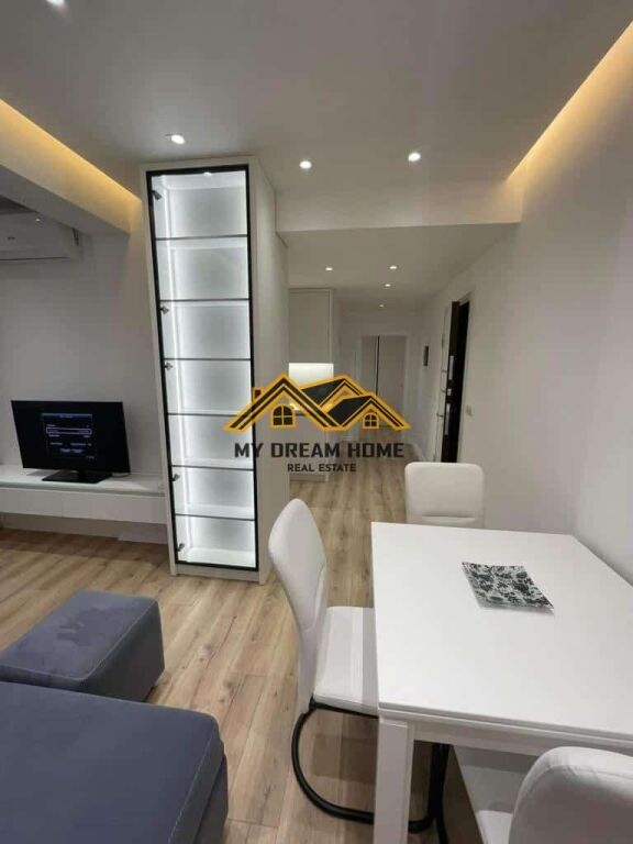 SHITET APARTAMENT 1+1 PRAN RROTA E KUQE, PLAZH DURRES