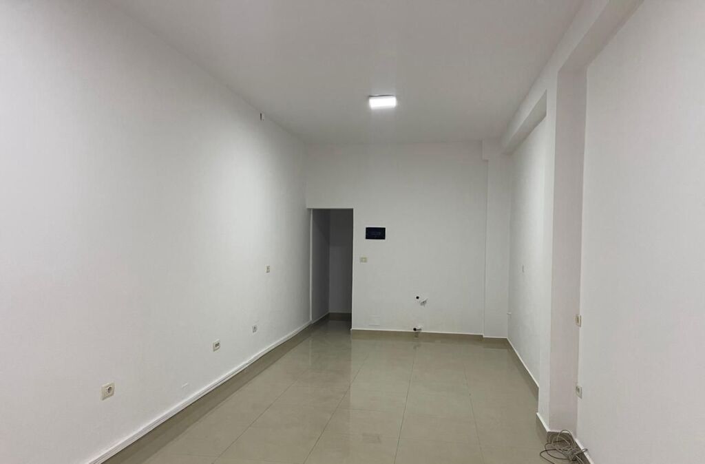 Affitto | Ambjent Biznesi | Bulevardi Gjergj Fishta | 500 €/mese