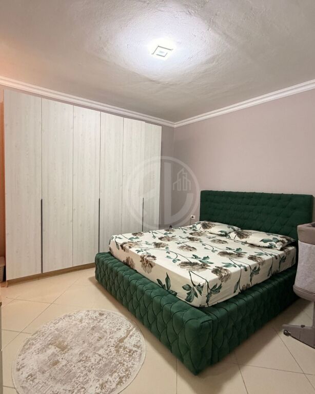 Apartament 2+1 për shitje prane Stacionit te Trenit