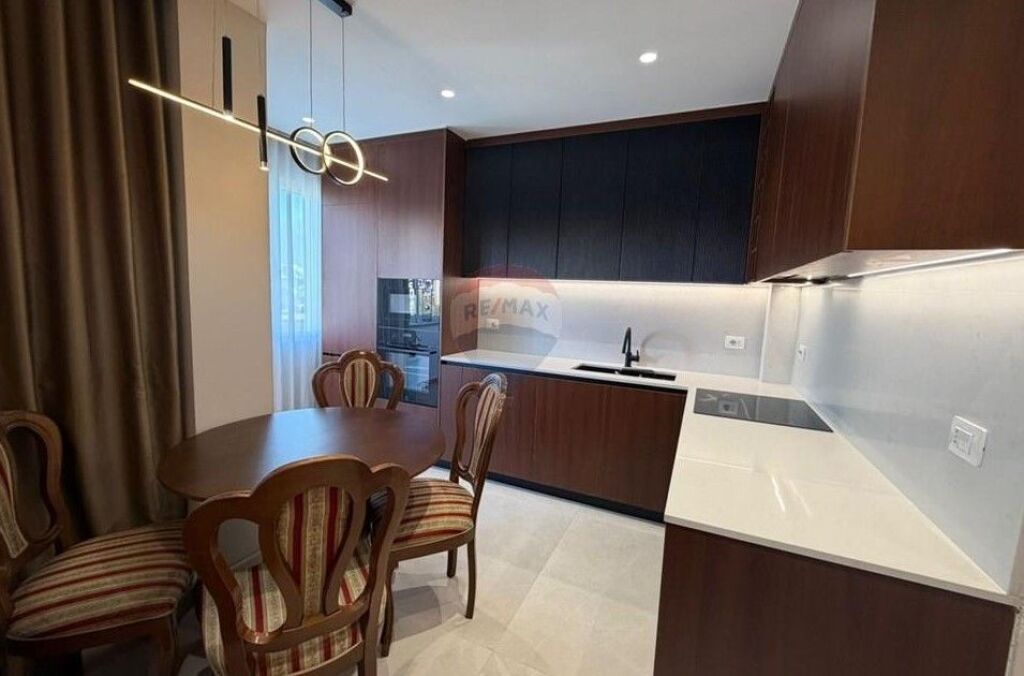 Apartament 2+1+2 per shitje tek Mine Peza