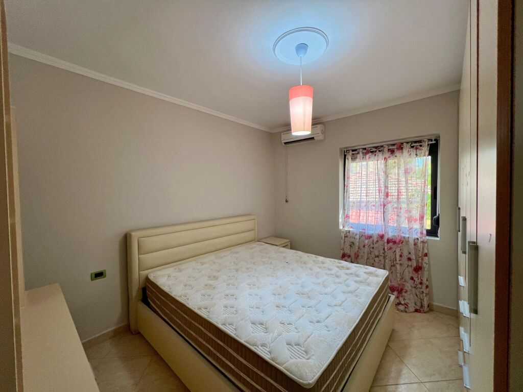 Rent, Apartment 1+1, "Former Electric Market", Tirana.