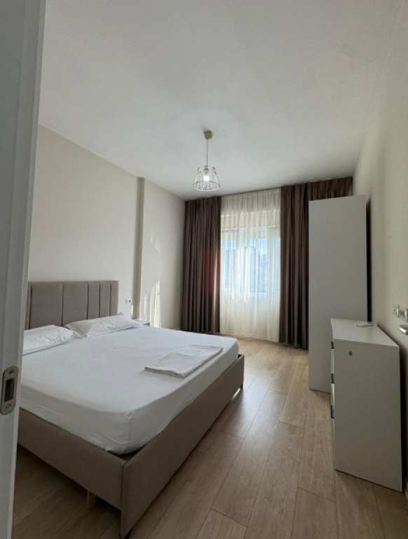 🏡 APARTAMENT 2+1+2 ME QIRA – RRUGA E KOSOVARËVE