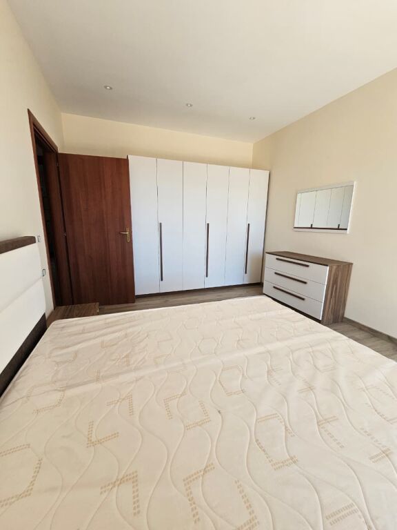 🏡 Appartamento 3+1+2 in Affitto – Viale Giovanna d'Arco scuola Ismail Qemali