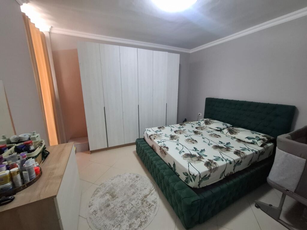 Shitet Apartament 2+1 Tek Ujsjellsi Ne Durres