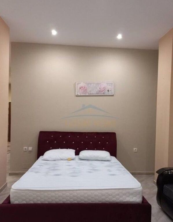 Qera , Garsoniere , Kodra e Diellit , Tirane