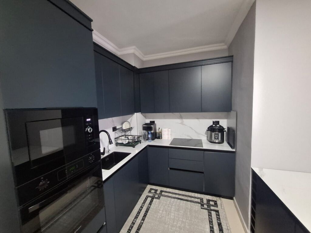 Shitet Apartament 2+1 Tek Ujsjellsi Ne Durres