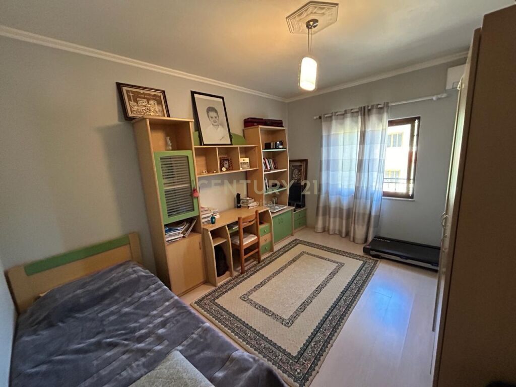 Vile 3-Kateshe per shitje ne zonen e Don Boskos