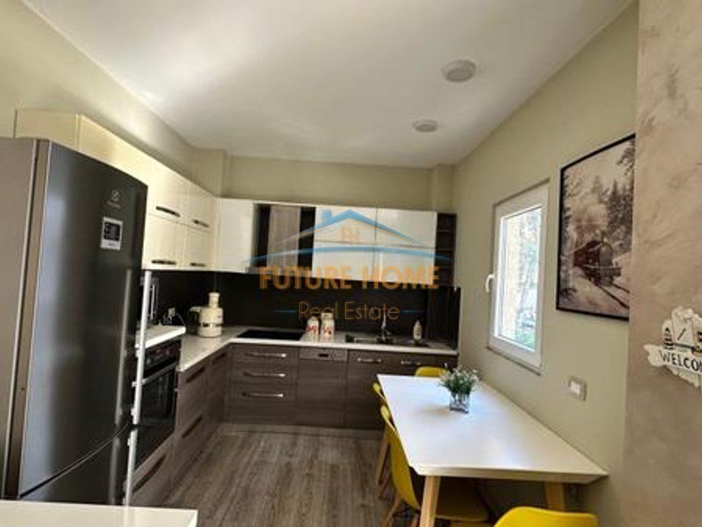 Shitet,Apartament 2+1, Selitë, Tiranë