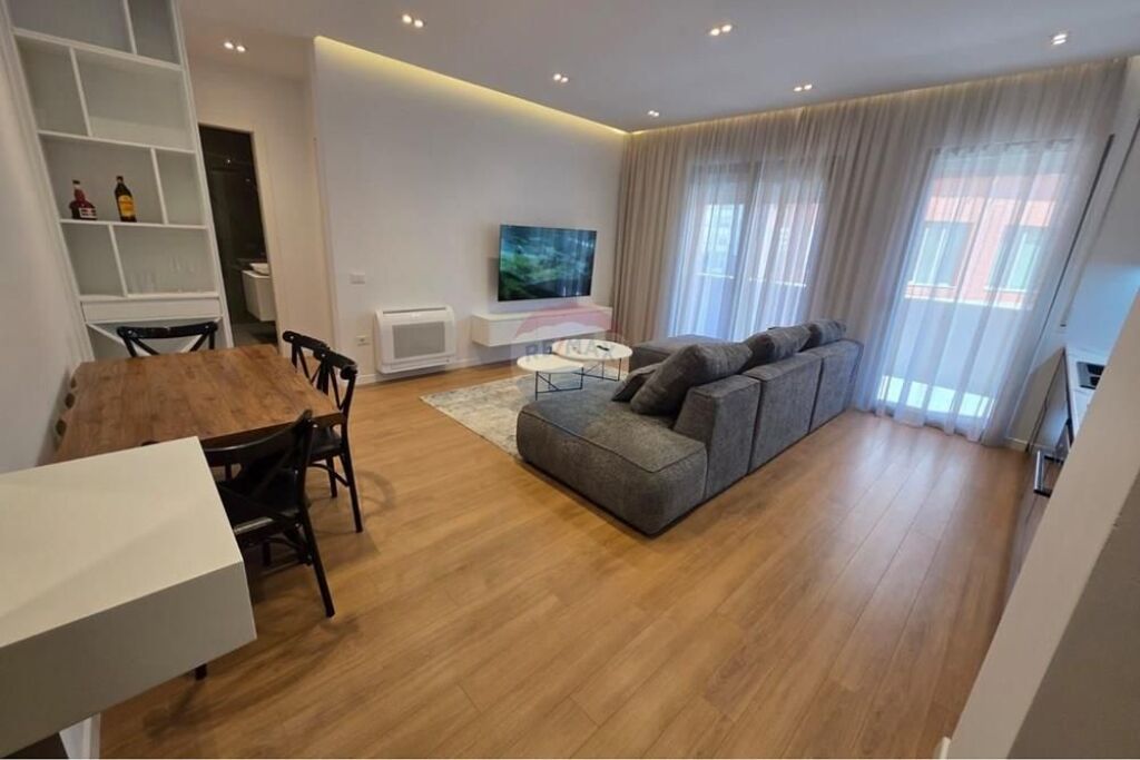 Apartament 1+1 me qira tek Kompleksi Delijorgji