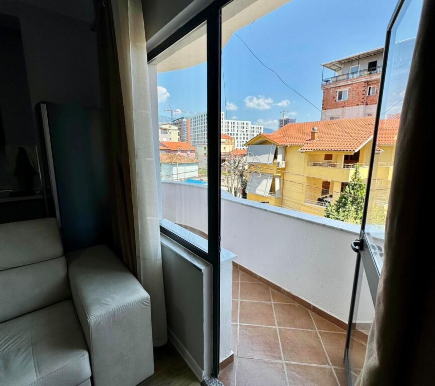 Jepet me Qera: 2+1📍Don Bosko (Prane Shkolles Vace Zela) - Kt.2 - 60.000 Lek - Pllt.2010 - Sp.90m² || 100% e Re dhe sapo Investuar✨