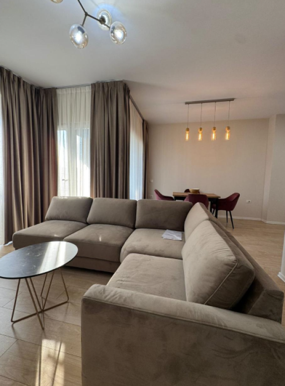 🏡 APARTAMENT 2+1+2 ME QIRA – RRUGA E KOSOVARËVE