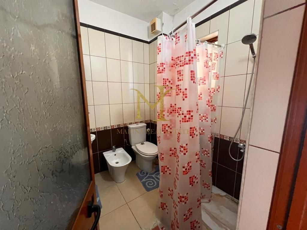 SHTEPI ME QERA 2+1 ISH KNETE