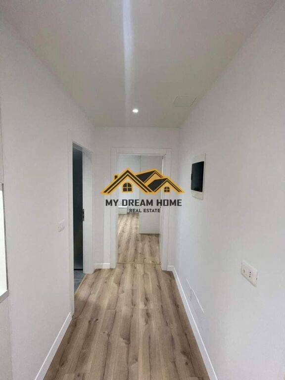 SHITET APARTAMENT 1+1 PRAN RROTA E KUQE, PLAZH DURRES