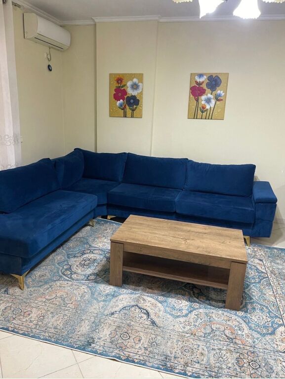 1+1,nuovo edificio con ascensore, a Selvia 500 mila lek, e per airbnb