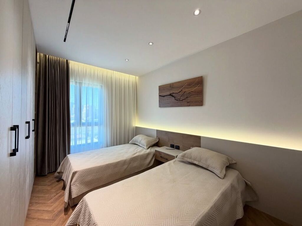 🏠 SHITET Apartament 2+1+Garderobë | Përballë Delijorgjit (buzë Lanes)