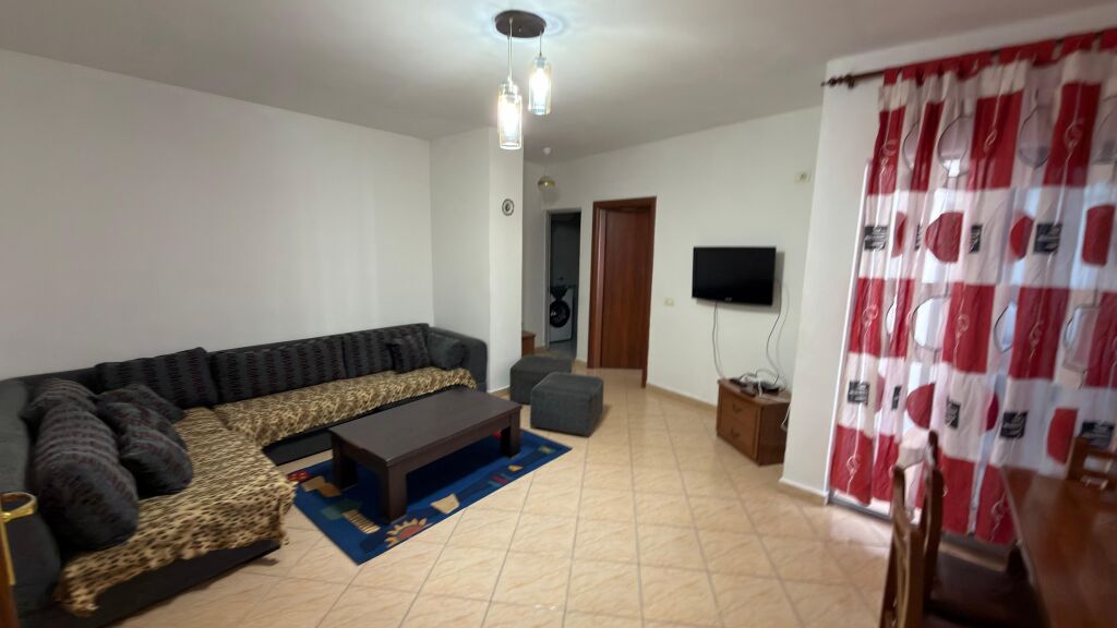 🏢Prane Pallatit me Shigjeta,jepet me qera apartament1+1,i mobiluar.45,000Leke