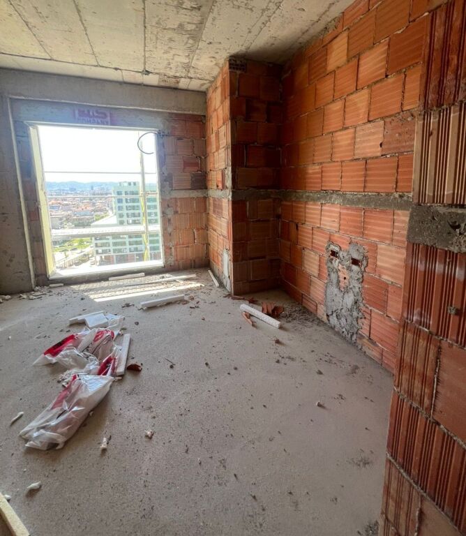 🏡 Shitet Apartament 1+1