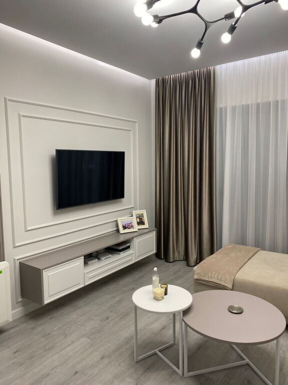 Jepet me qera 2+1+post parkim Tek Green City 850€