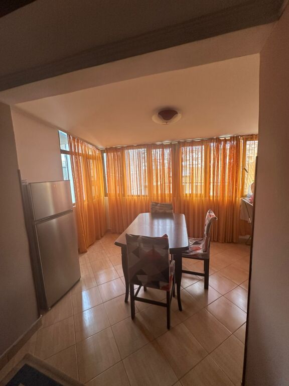 Qera | Apartament 2 + 1 | Pediatria| 460 €/muaj