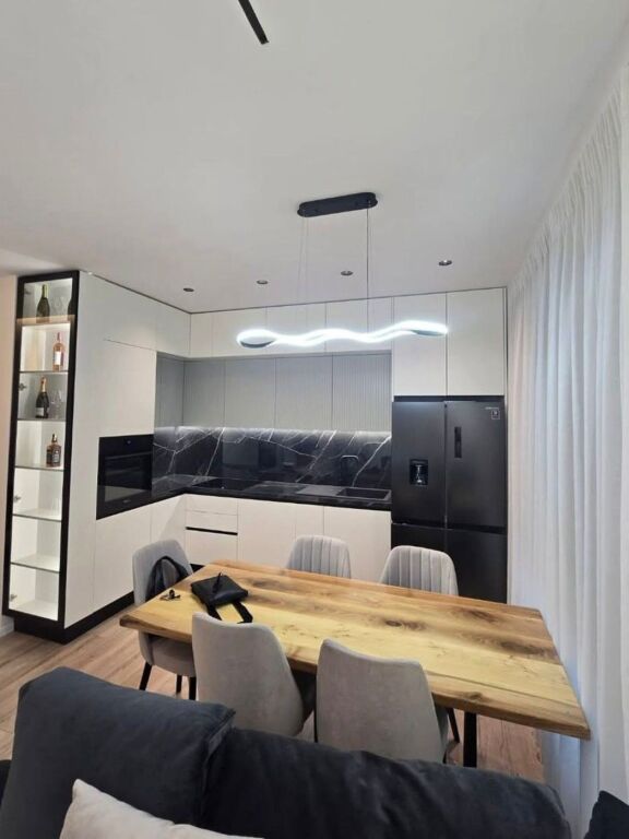 Shitet Apartament 2+1+2 + Garderobë – Rezidenca Erli