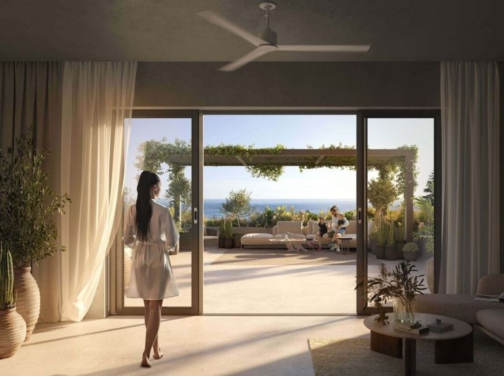 Shitet tek Square Village, apartament 2+1 në Dhërmi!📍