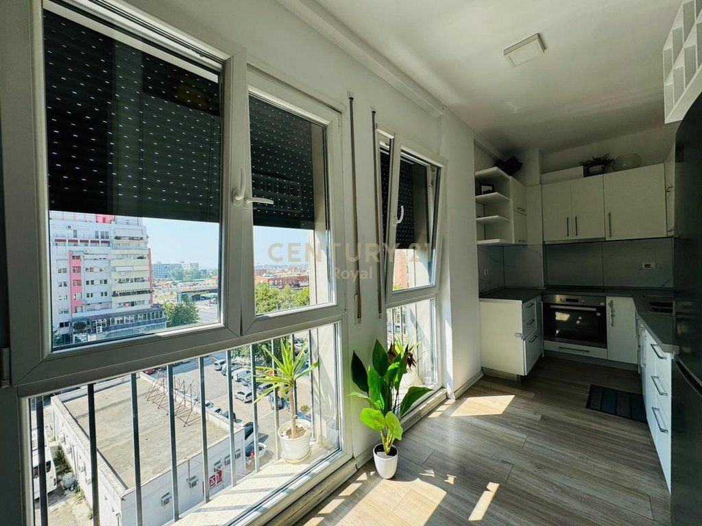 Apartament 1+1 për Qira në Ish Fusha e Aviacionit!!