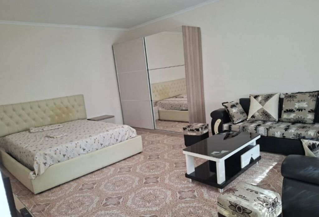Rent | Shtëpi private 1 + 1 | Rruga e Dibrës | 450 €/month
