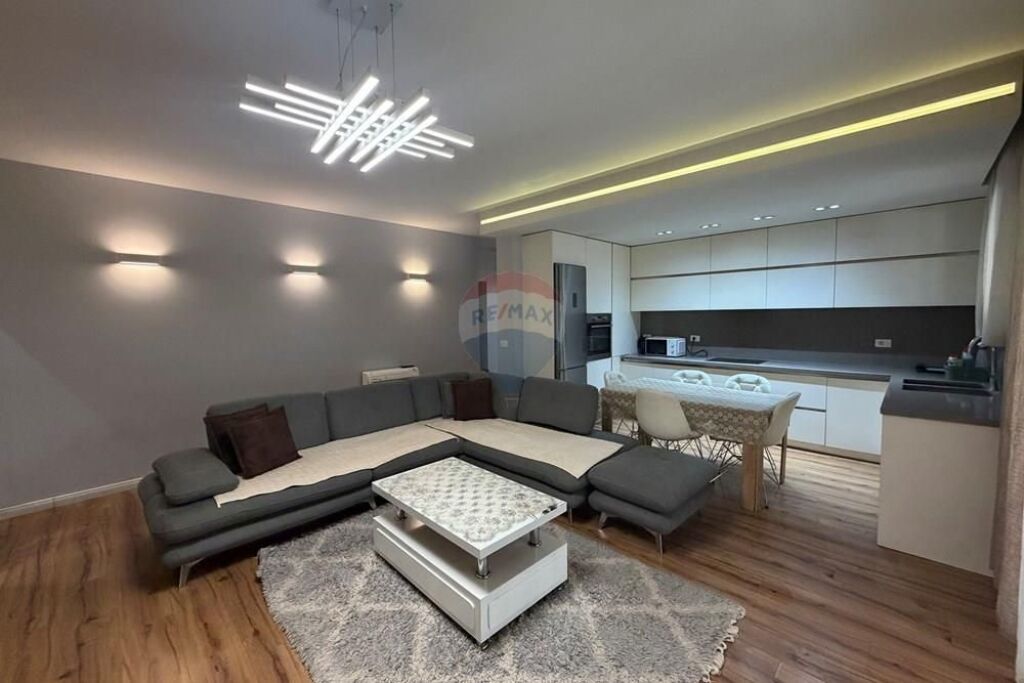 APARTAMENT 2+1 ME QERA TEK KOMPLEKSI DELIJORGJI