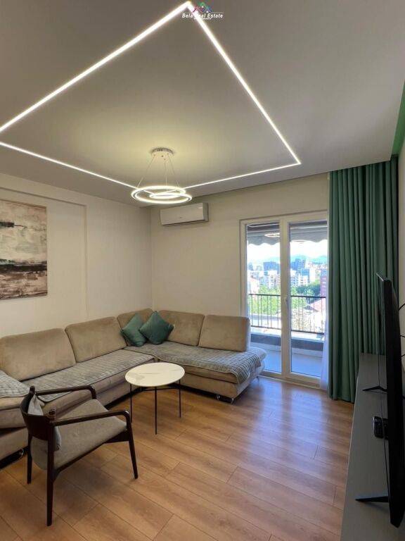 Apartament Me Qera 2+1+post parkimi Tek Rruga 5 Maj (ID B2201869) Tirane