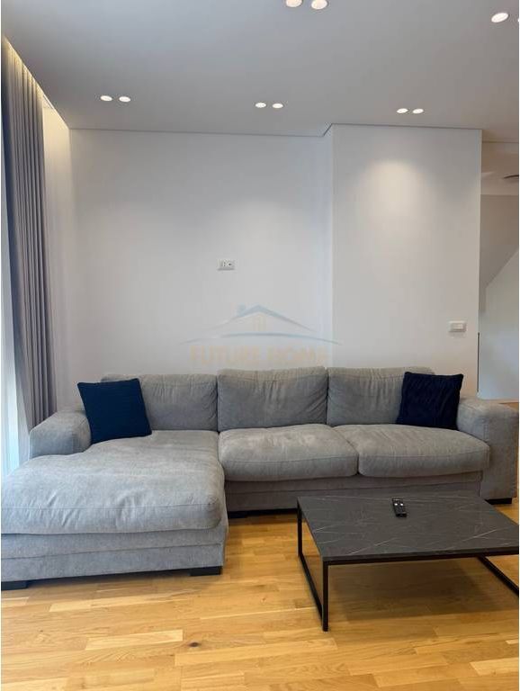 Qera, Vilë 3-kateshe, TEG