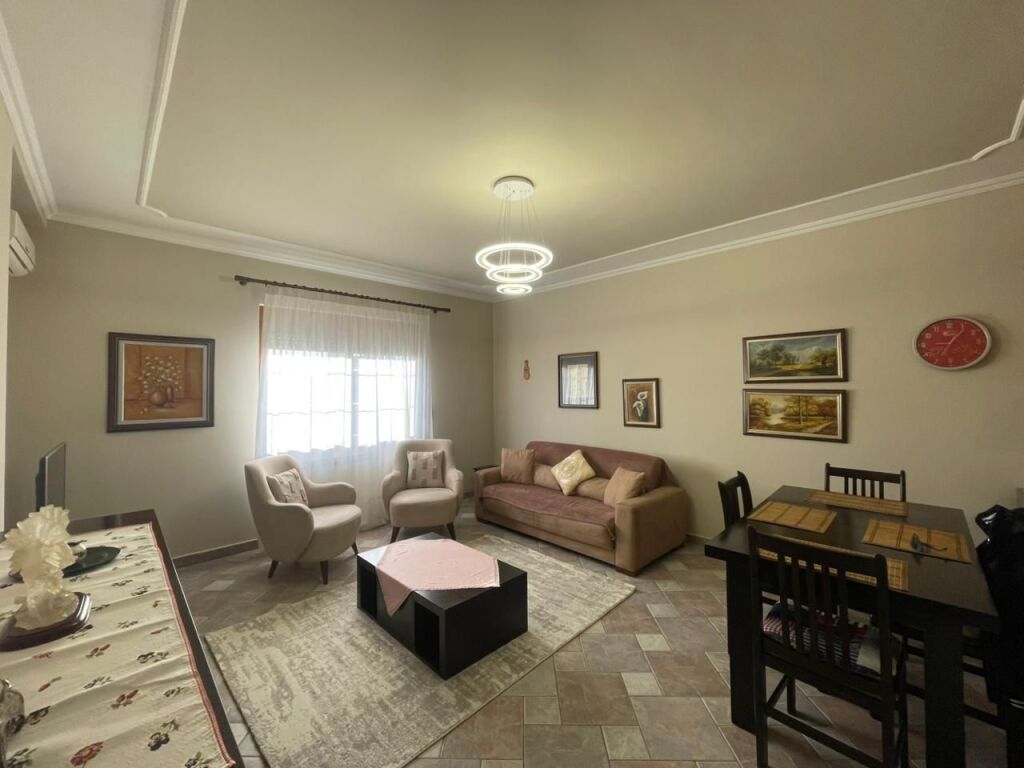 Apartament 1+1 me Qira tek Shkolla Baletit