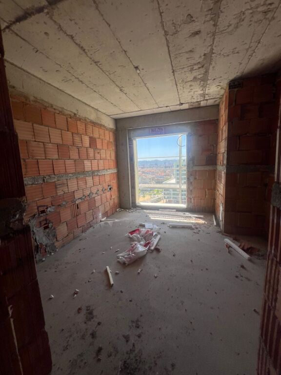 🏡 Shitet apartament 1+1