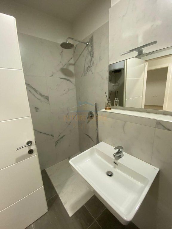 Qera,Apartament 2+1+2, Rruga e Kosovareve, Tirane