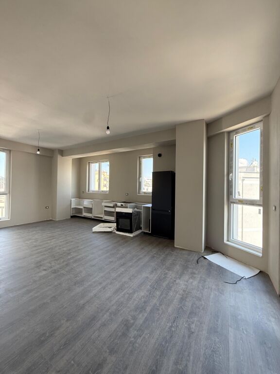 🏠Apartment 3+1+2 for Sale 📍Paris Commune  🏢4th Floor residential 📐Total Area 135m2 💶 Price: 418,000€  