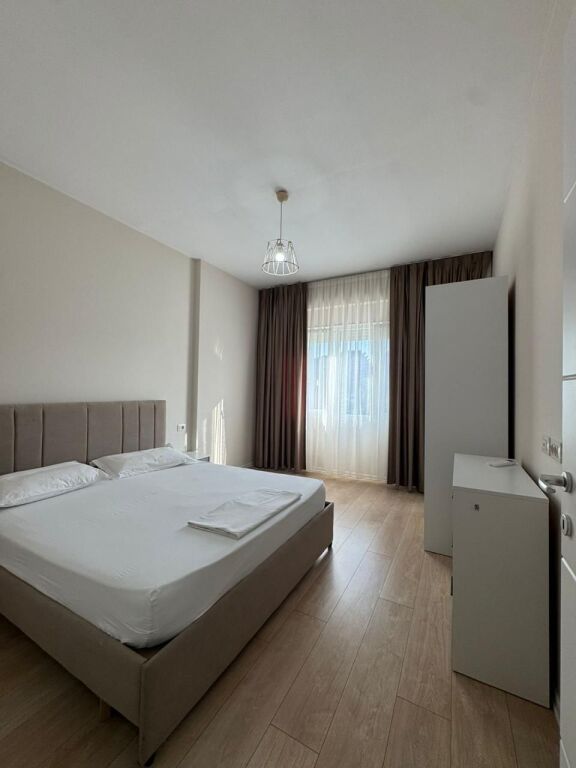 Apartament 2+1+2 per qira, Rruga e Kosovareve