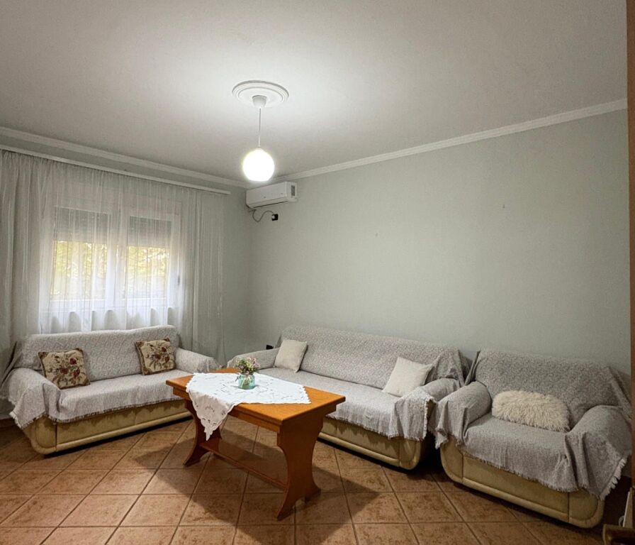 Appartamento 1+1+1 con Balcone in Affitto