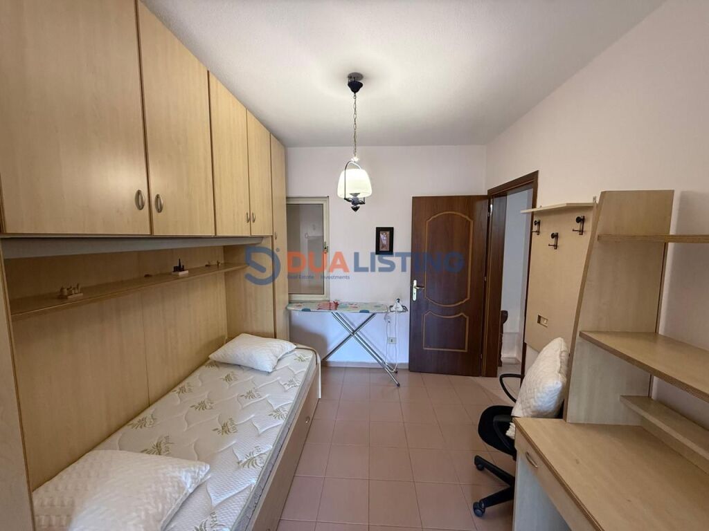 Jepet me Qira Duplex 3+1 | tek Ambasada Amerikane,Rruga e Elbasanit!