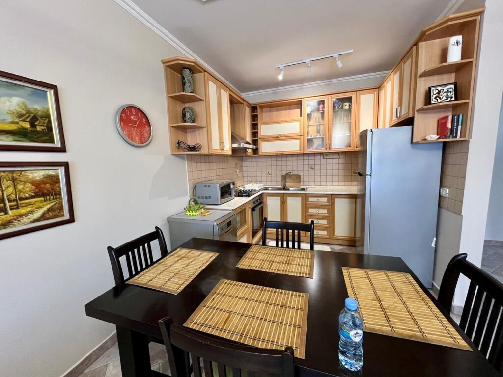 Qira, Apartament 1+1+Ballkon, ”Shkolla e Baletit”, Tiranë.