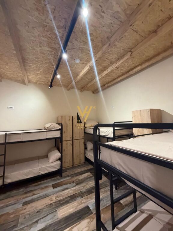 JEPET VILE TRE KATESHE ME QIRA NE MYSLYM SHYR 5.000 EURO