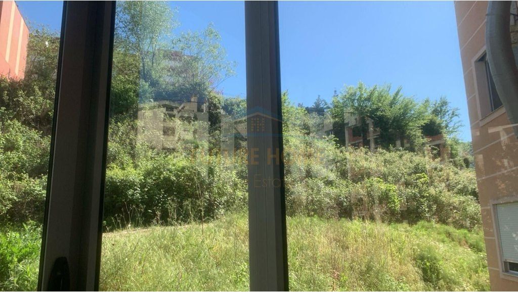 Qera, Apartament 2+1+2, Kopshti Botanik, Tirane.