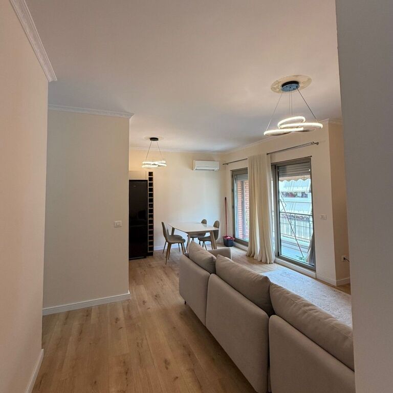 🏡✨ Apartament 2+1 me Qira – Kompleksi Delijorgji, Tiranë ✨🏡
