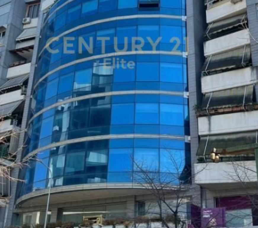 COMMERCIAL SPACE FOR RENT AT HALILI COMPLEX