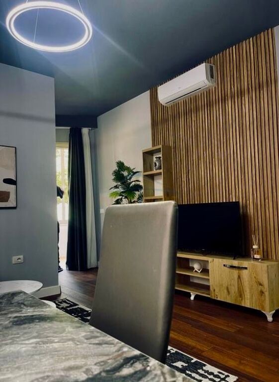 Affitto, Appartamento 2+1+2, Giardino Botanico, Tirana.