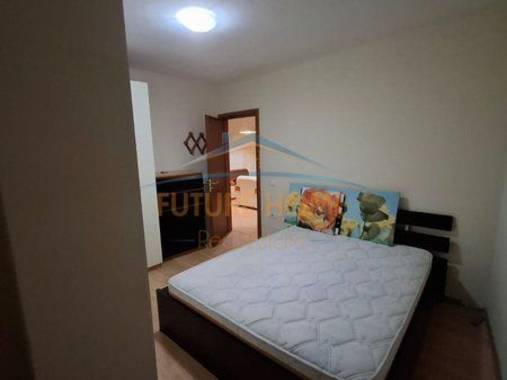 Shitet, Apartament 2+1, Unaza e Re
